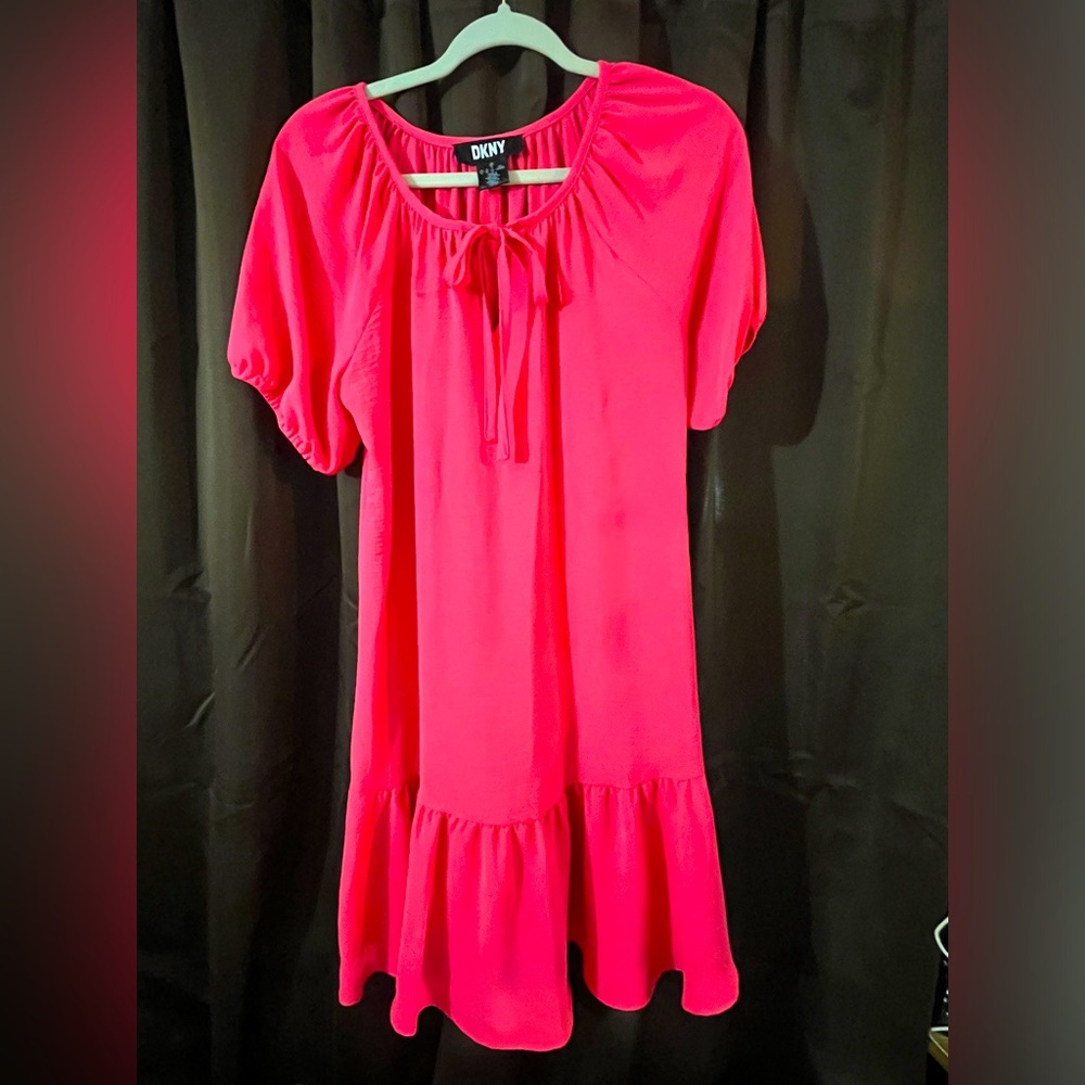 Ladies DKNY Dress, Size 6, Hot Pink,Super Cute, 100% Polyester,Ruffle on bottom